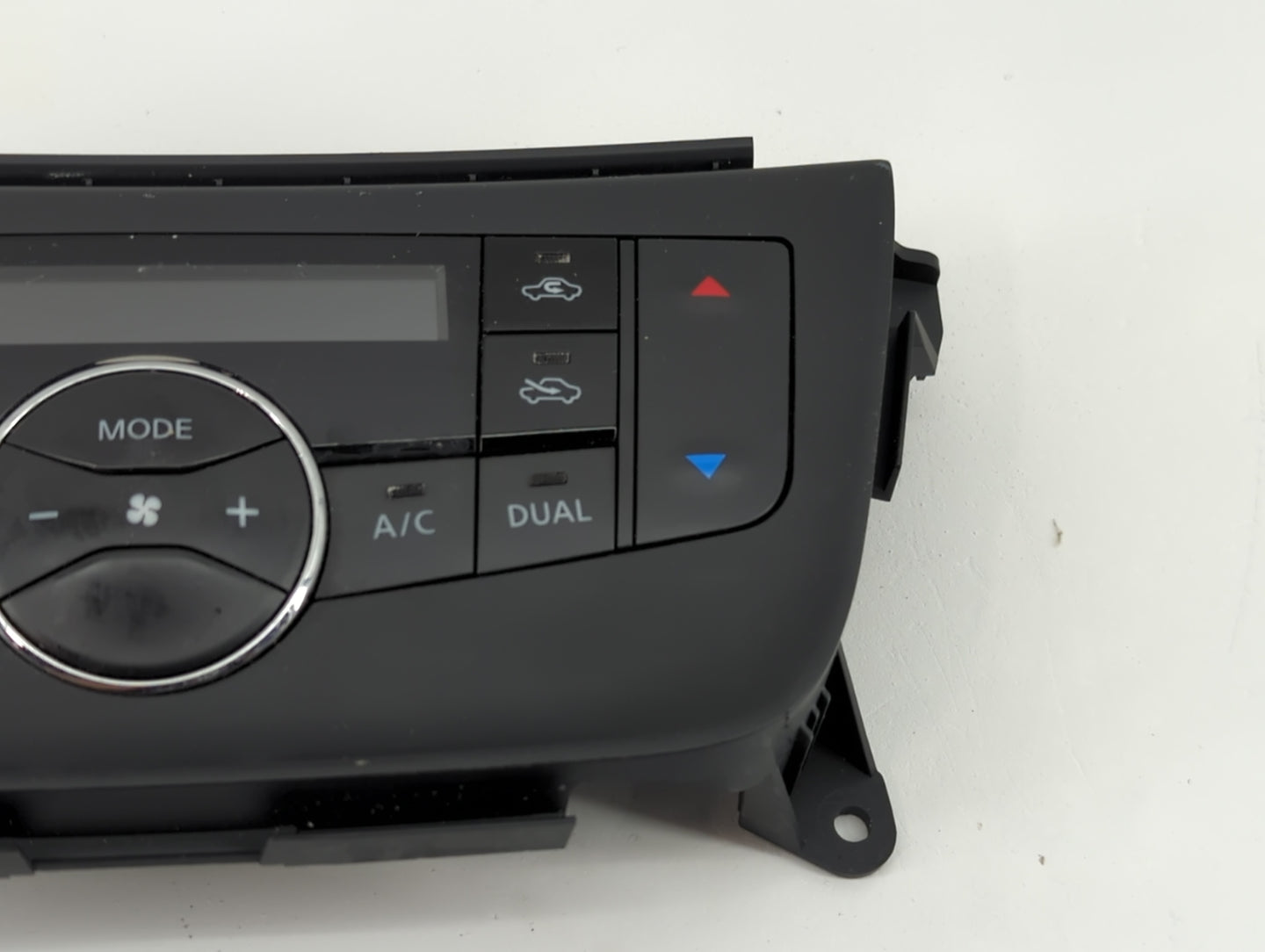 2019 Nissan Sentra Climate Control Module Temperature AC/Heater Replacement P/N:27500 4AT4A Fits OEM Used Auto Parts - Oemus