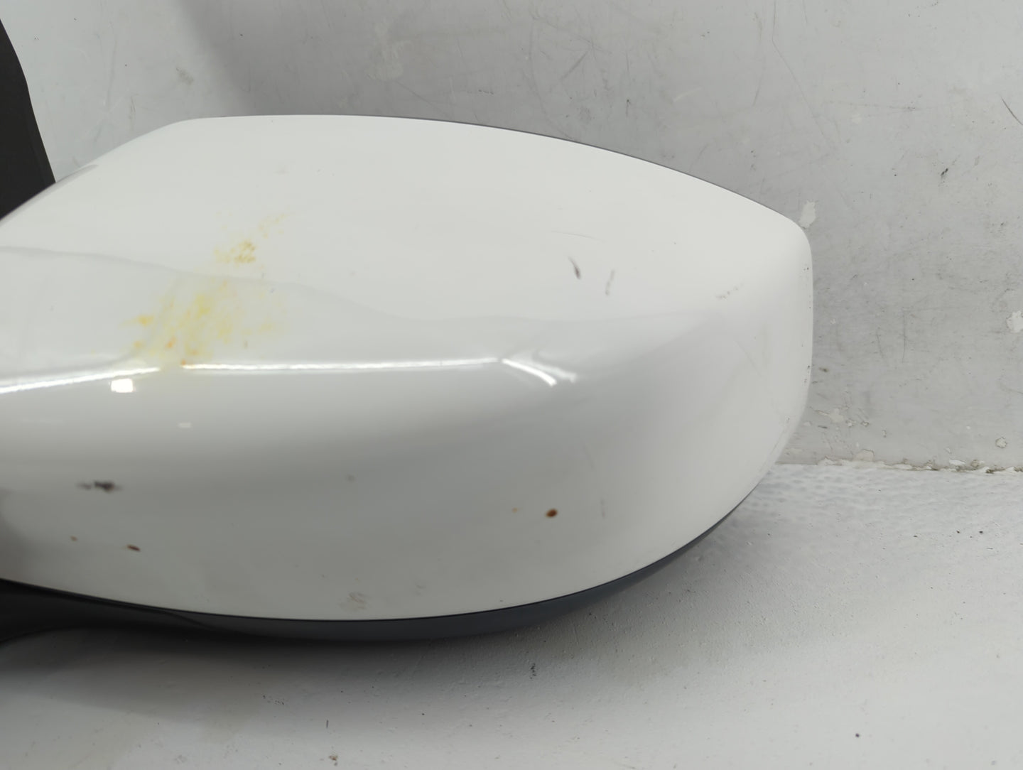 2016-2019 Nissan Sentra Driver Side View Mirror - Left Door Mirror OEM Used - Oemusedautoparts1.com