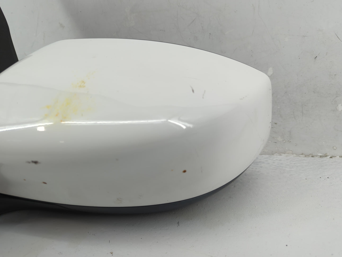 2016-2019 Nissan Sentra Driver Side View Mirror - Left Door Mirror OEM Used - Oemusedautoparts1.com