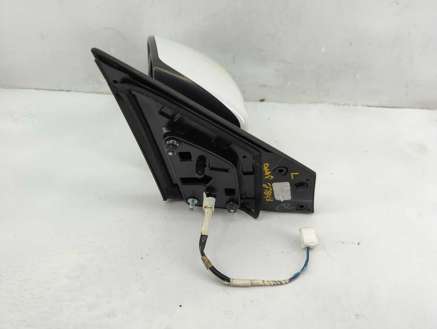 2016-2019 Nissan Sentra Driver Side View Mirror - Left Door Mirror OEM Used - Oemusedautoparts1.com