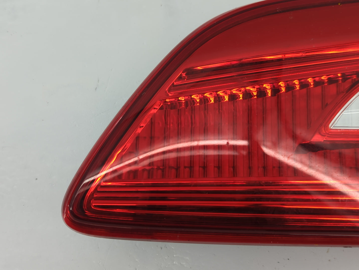 2016-2019 Nissan Sentra Passenger Right Side Deck Lid Mounted Tail Light - Oemusedautoparts1.com