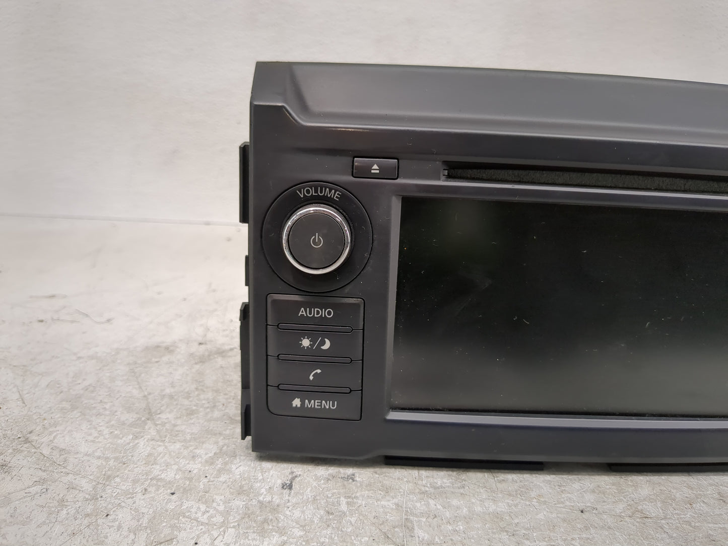 2019-2021 Nissan Titan Radio AM FM Cd Player Receiver Replacement P/N:2591A9FU0B Fits Fits 2019 2020 2021 OEM Used Auto Part