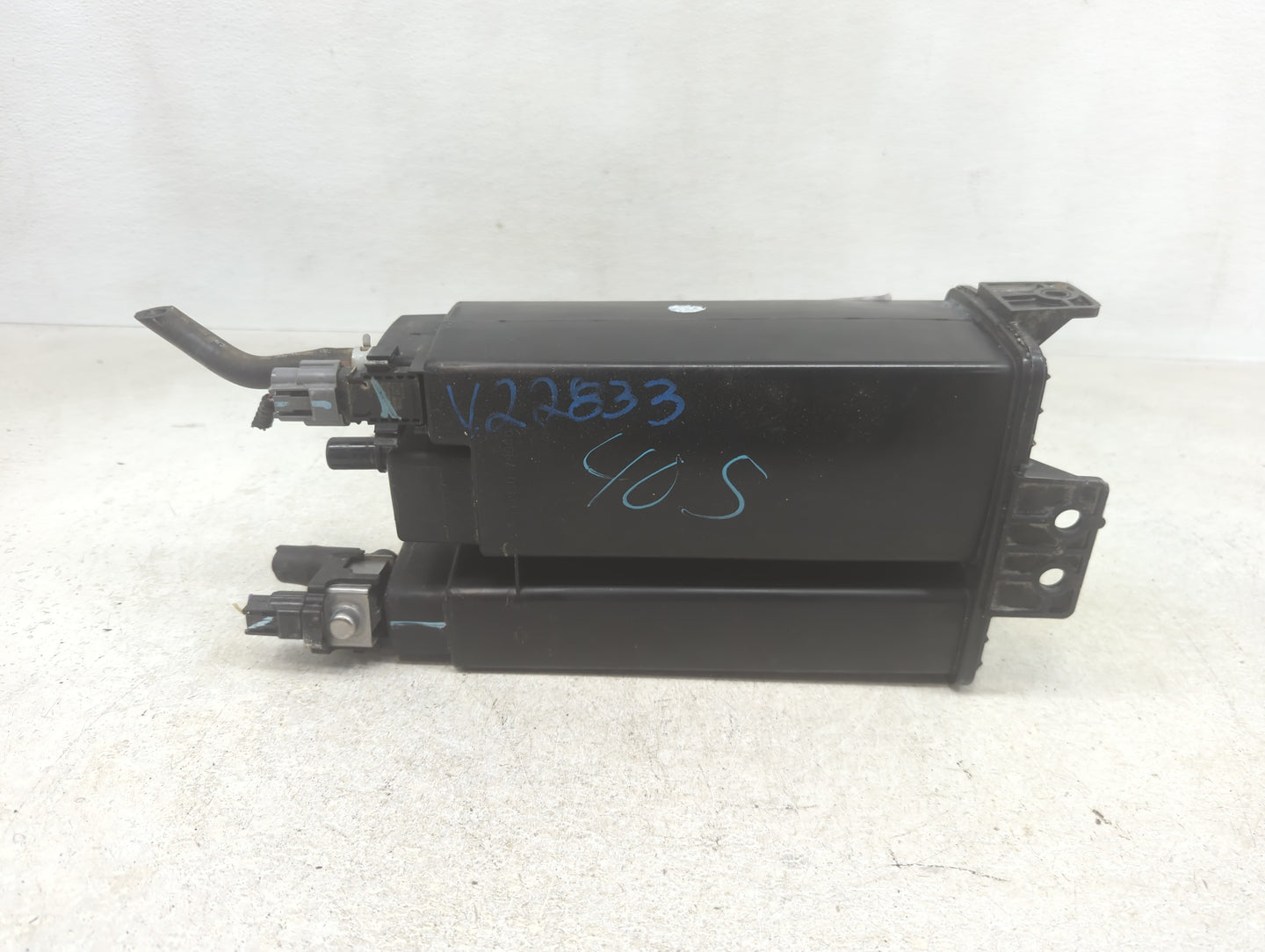 2019 Nissan Titan Fuel Vapor Charcoal Canister - Oemusedautoparts1.com