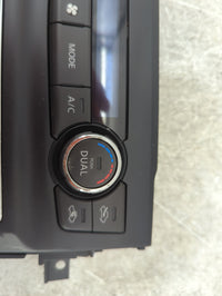 2016-2022 Nissan Titan Climate Control Module Temperature AC/Heater Replacement P/N:27500 EZ20B Fits OEM Used Auto Parts - O
