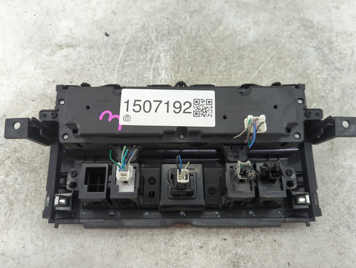 2016-2022 Nissan Titan Climate Control Module Temperature AC/Heater Replacement P/N:27500 EZ20B Fits OEM Used Auto Parts - O