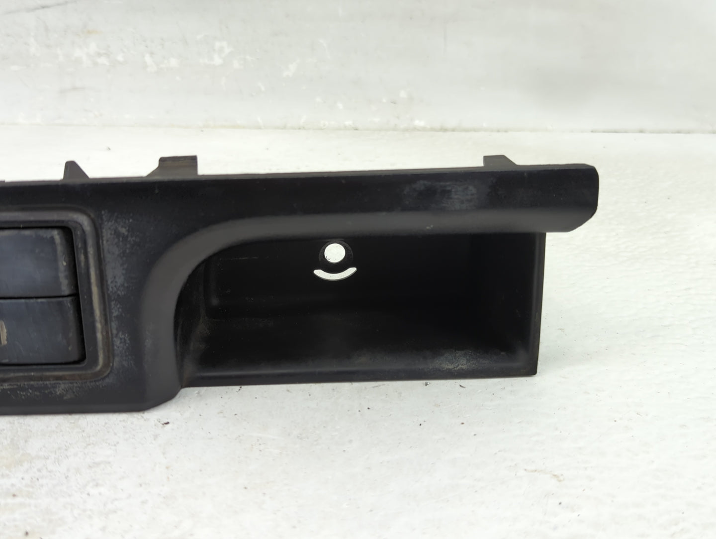 2016-2022 Nissan Titan Xd Master Power Window Switch Replacement Driver Side Left P/N:25401 EX10A 25401 EZ10B Fits OEM Used 