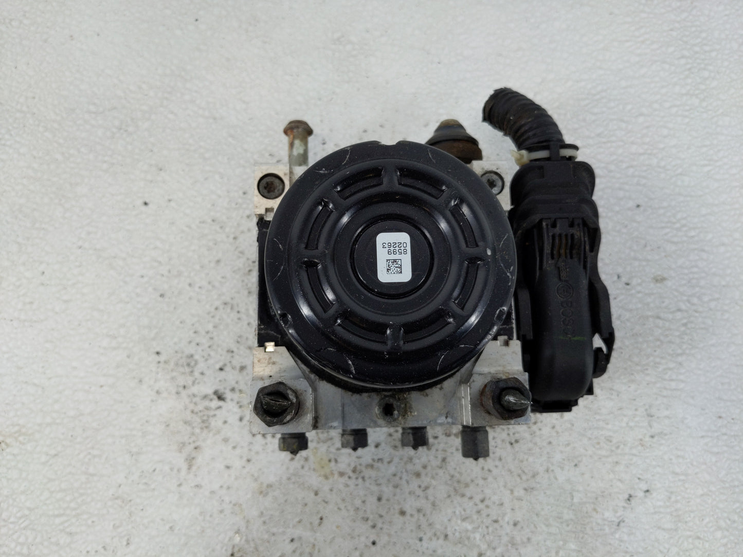 2015-2019 Nissan Versa ABS Pump Control Module Replacement P/N:47660 9MD0B Fits Fits 2015 2016 2017 2018 2019 OEM Used Auto 