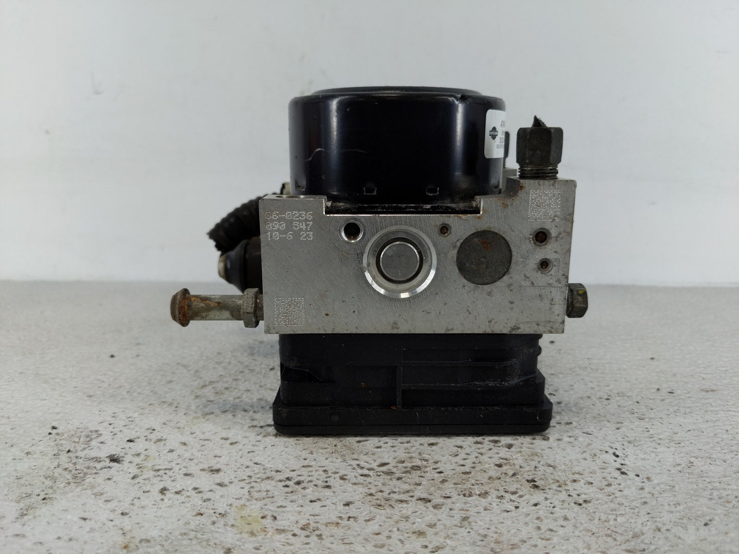 2015-2019 Nissan Versa ABS Pump Control Module Replacement P/N:47660 9MD0B Fits Fits 2015 2016 2017 2018 2019 OEM Used Auto 