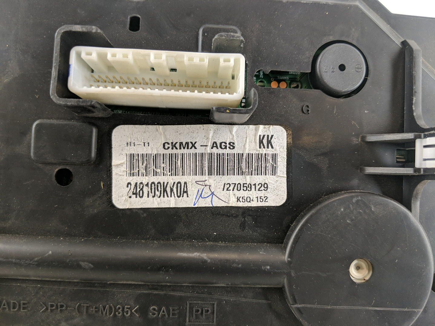 2015-2019 Nissan Versa Instrument Cluster Speedometer Gauges P/N:248109KK0A Fits Fits 2015 2016 2017 2018 2019 OEM Used Auto