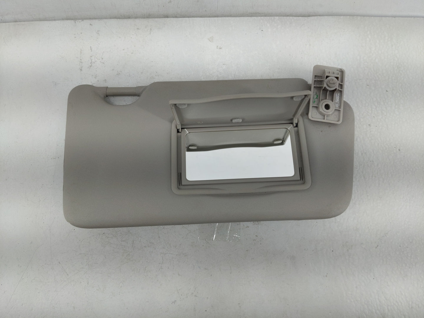 2016-2019 Nissan Versa Sun Visor Shade Replacement Passenger Right Mirror Fits Fits 2015 2016 2017 2018 2019 OEM Used Auto P