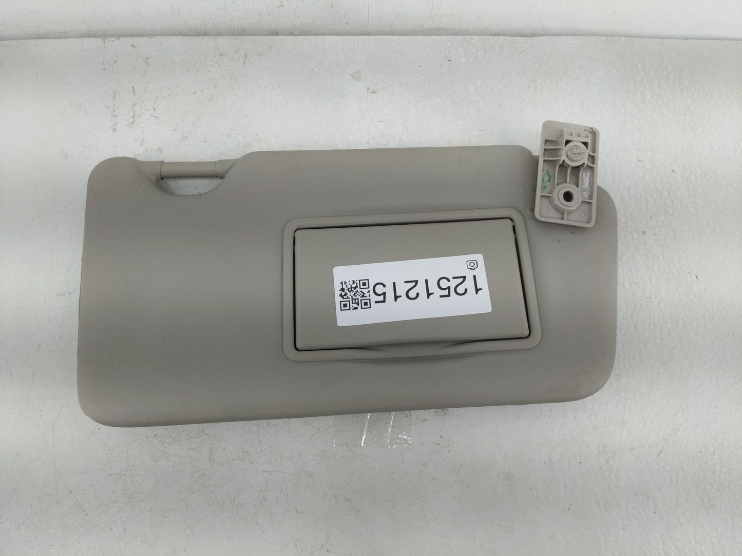 2016-2019 Nissan Versa Sun Visor Shade Replacement Passenger Right Mirror Fits Fits 2015 2016 2017 2018 2019 OEM Used Auto P