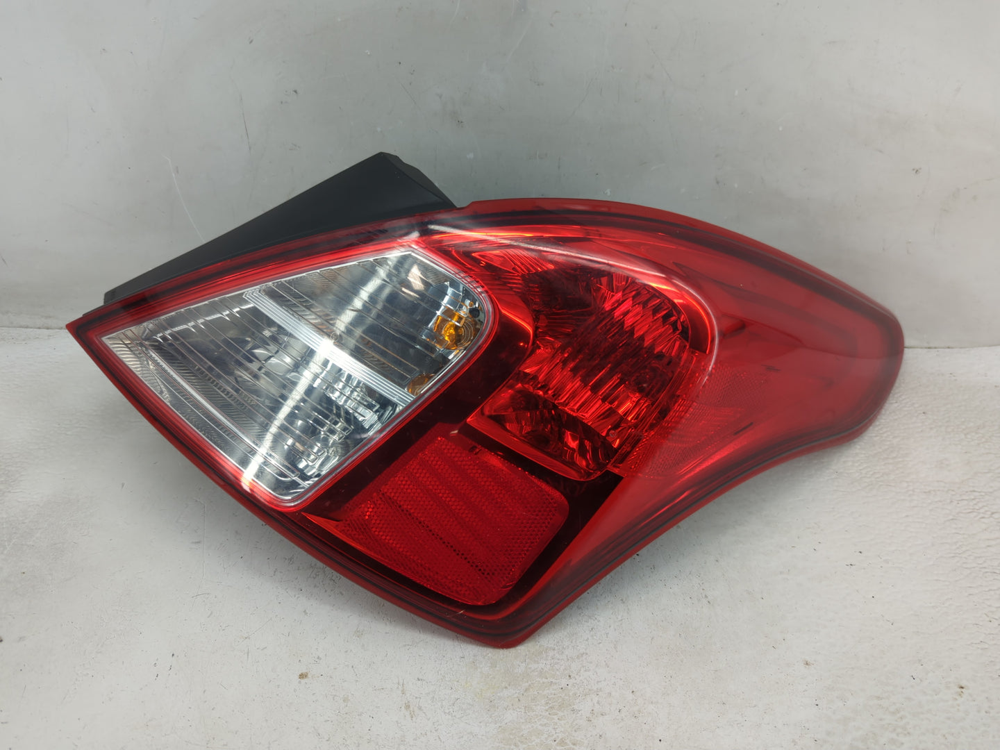 2012-2019 Nissan Versa Tail Light Assembly Passenger Right OEM P/N:265503AN0A Fits Fits 2012 2013 2014 2015 2016 2017 2018 2