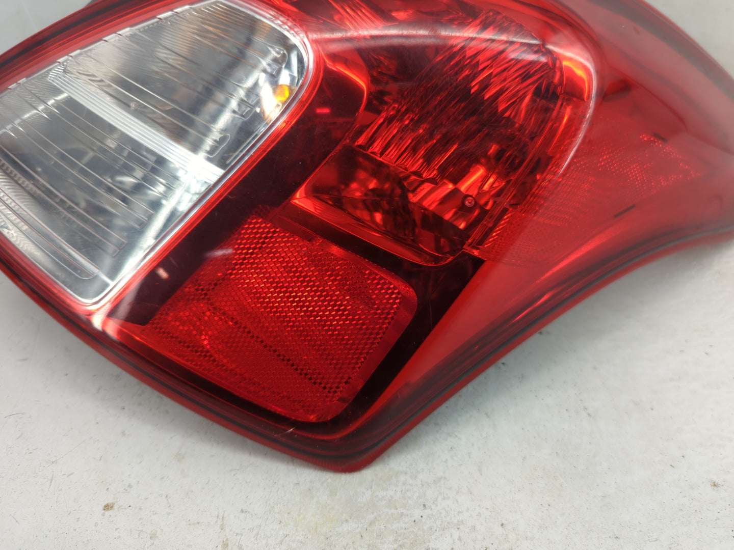 2012-2019 Nissan Versa Tail Light Assembly Passenger Right OEM P/N:265503AN0A Fits Fits 2012 2013 2014 2015 2016 2017 2018 2