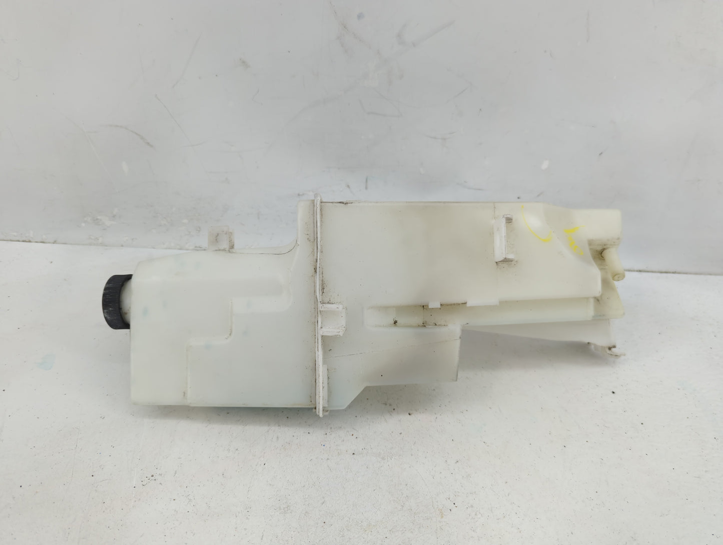 2013-2019 Nissan Versa Radiator Coolant Overflow Expansion Tank Bottle 1370711 - Oemusedautoparts1.com