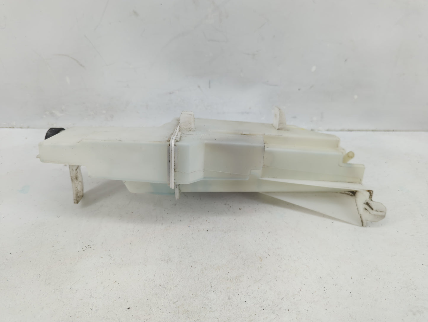 2013-2019 Nissan Versa Radiator Coolant Overflow Expansion Tank Bottle - Oemusedautoparts1.com