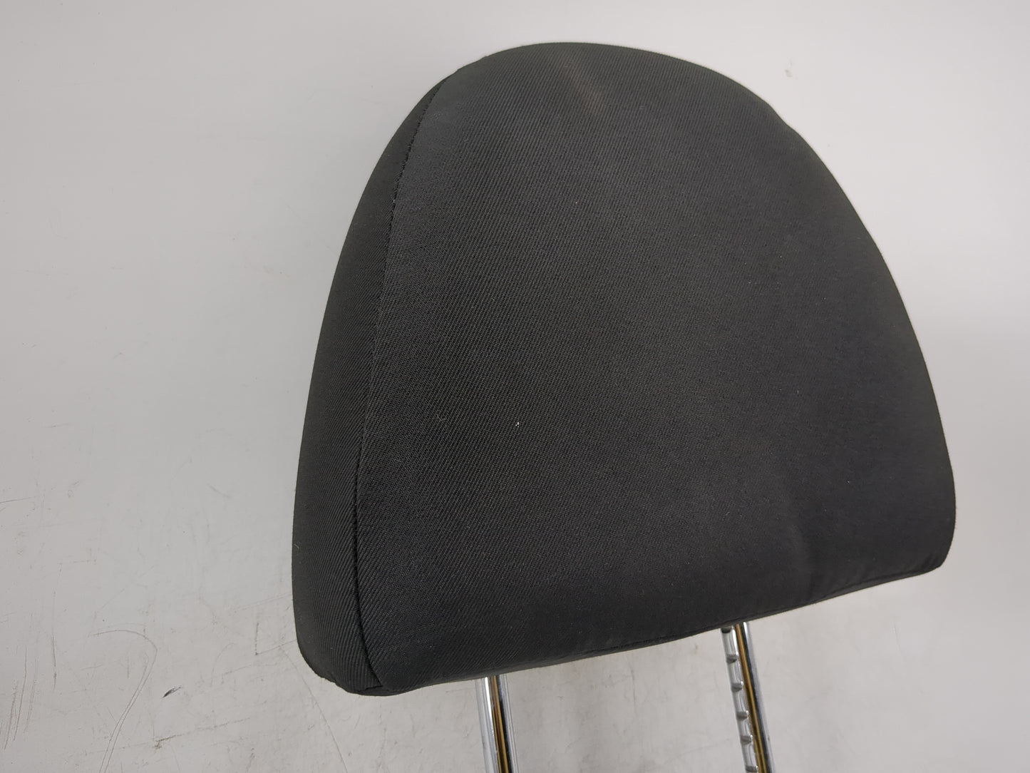 2016-2019 Nissan Versa Headrest Head Rest Front Driver Passenger Seat Fits Fits 2016 2017 2018 2019 OEM Used Auto Parts - Oe