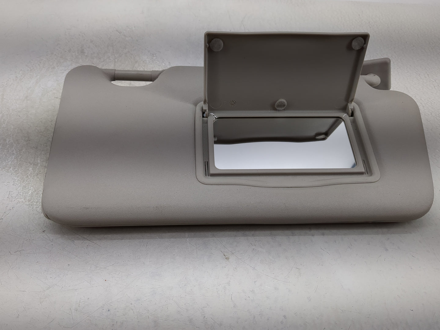 2016-2019 Nissan Versa Sun Visor Shade Replacement Passenger Right Mirror Fits Fits 2015 2016 2017 2018 2019 OEM Used Auto P