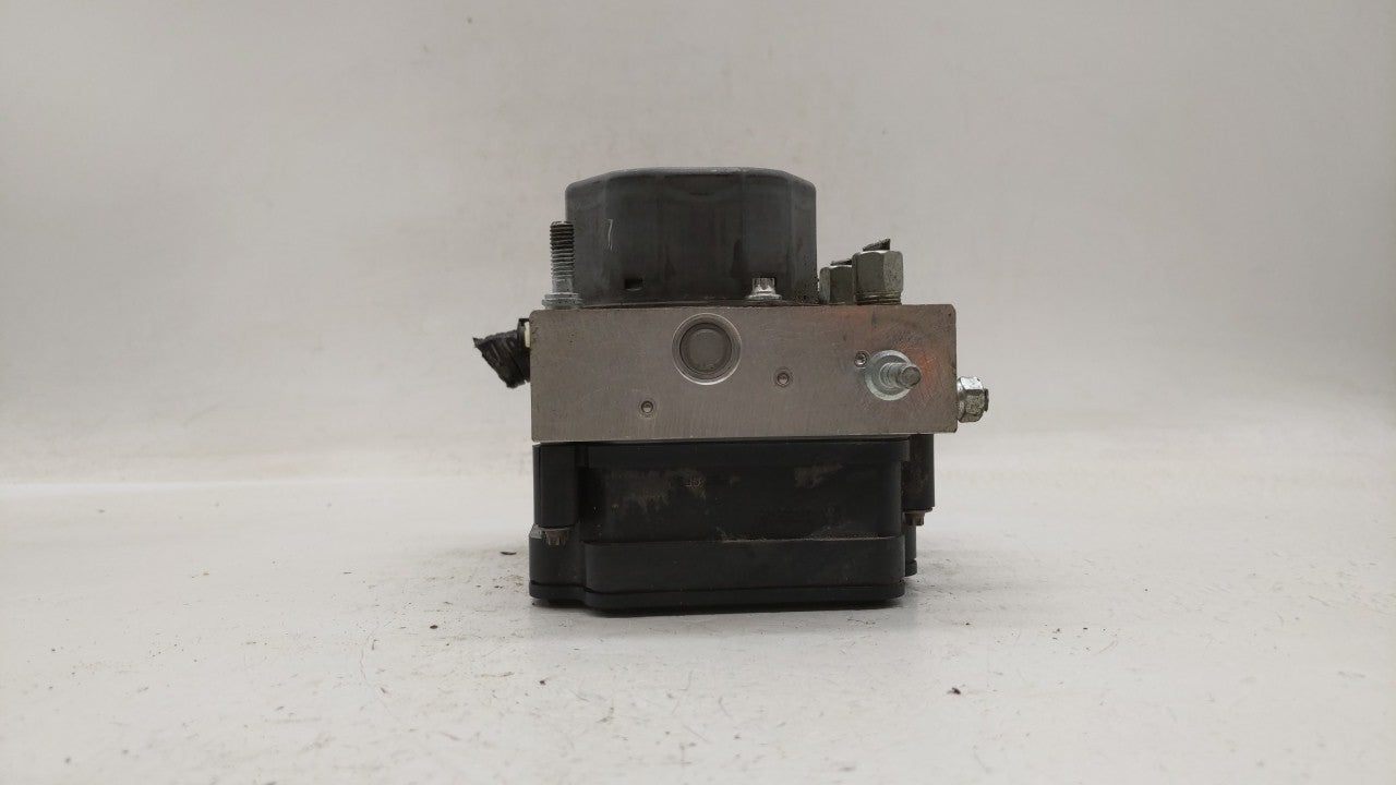2015-2019 Nissan Versa ABS Pump Control Module Replacement P/N:47660 9KS0A 47660 9KL0A Fits Fits 2015 2016 2017 2018 2019 OE