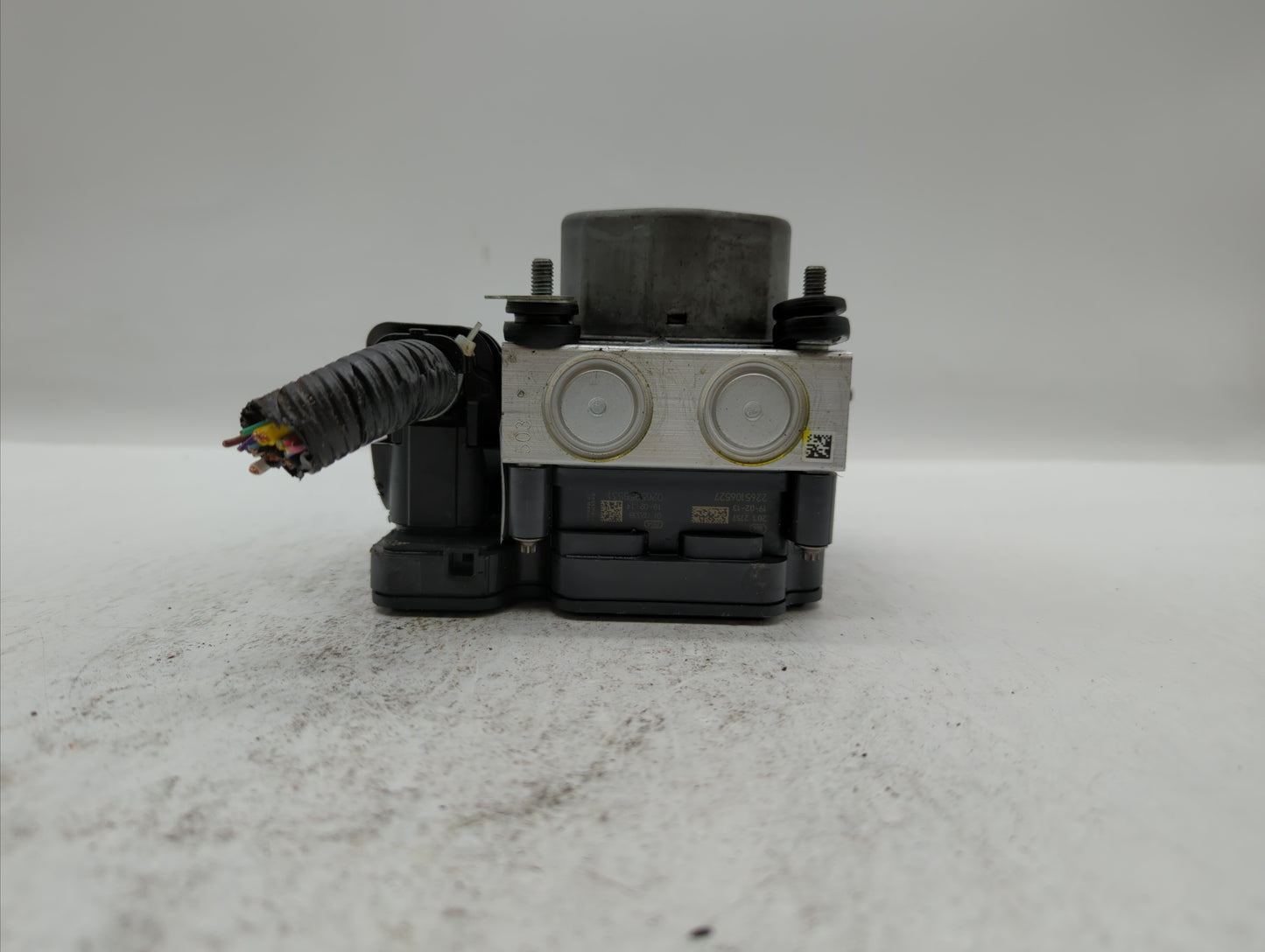 2015-2019 Nissan Versa ABS Pump Control Module Replacement P/N:47660 9KS0A 47660 9KL0A Fits Fits 2015 2016 2017 2018 2019 OE