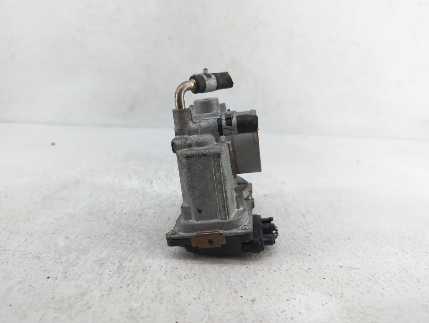 2012-2019 Nissan Versa Throttle Body P/N:3AA50-02 G 3AA50-02 B, 3AA50-02 C Fits Fits 2012 2013 2014 2015 2016 2017 2018 2019