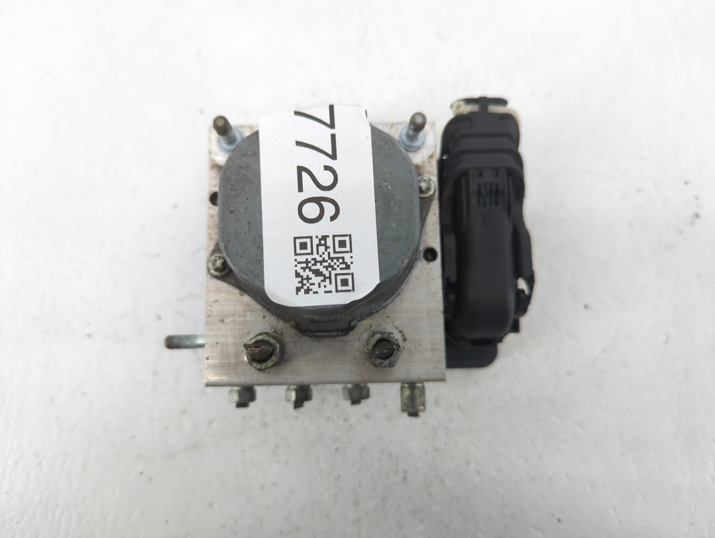2015-2019 Nissan Versa ABS Pump Control Module Replacement P/N:47660 9KL0A 47660 9KS0A Fits Fits 2015 2016 2017 2018 2019 OE