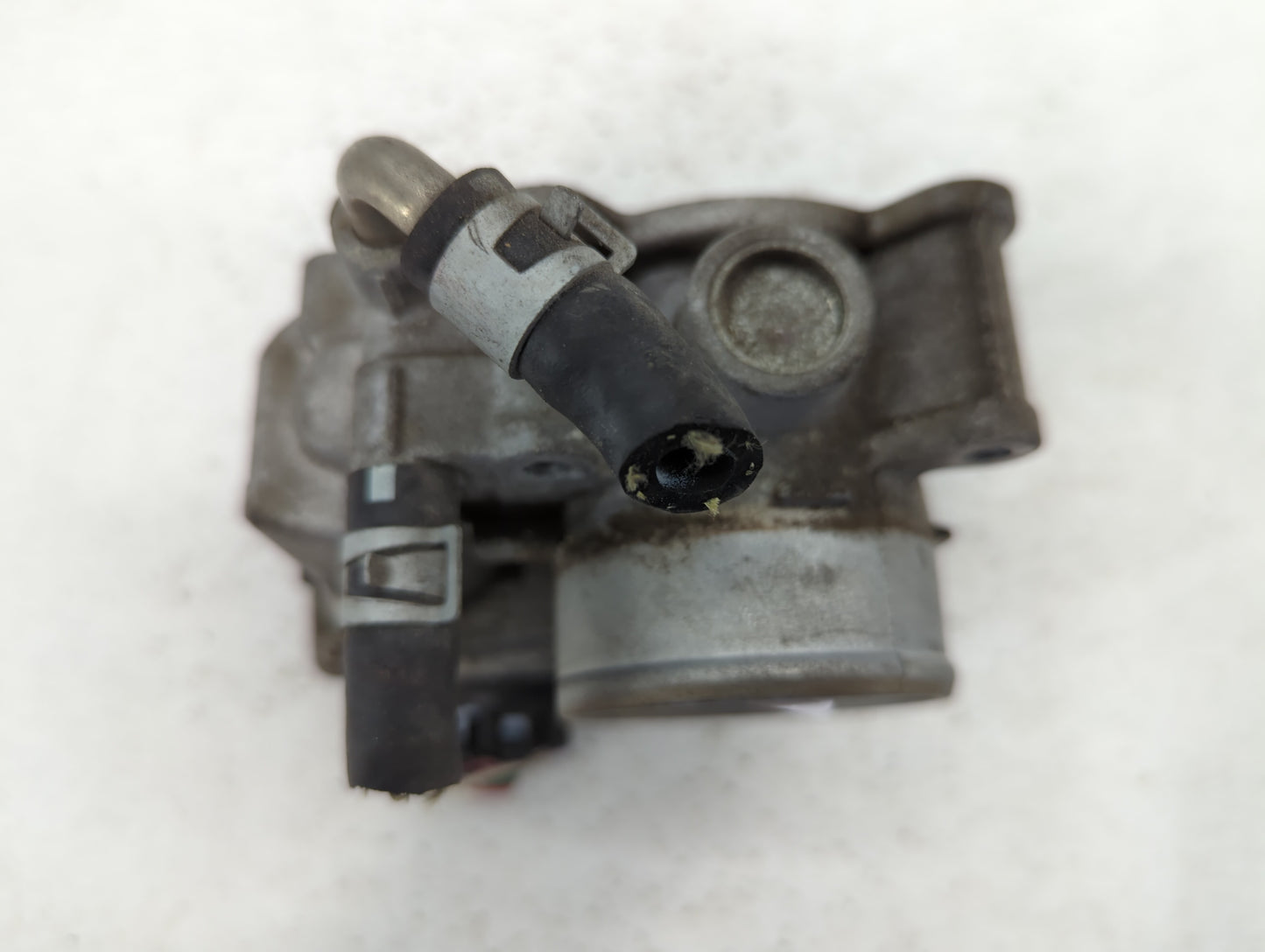 2012-2019 Nissan Versa Throttle Body P/N:3AA50-02 H 3AA50-02 E Fits Fits 2012 2013 2014 2015 2016 2017 2018 2019 OEM Used Au