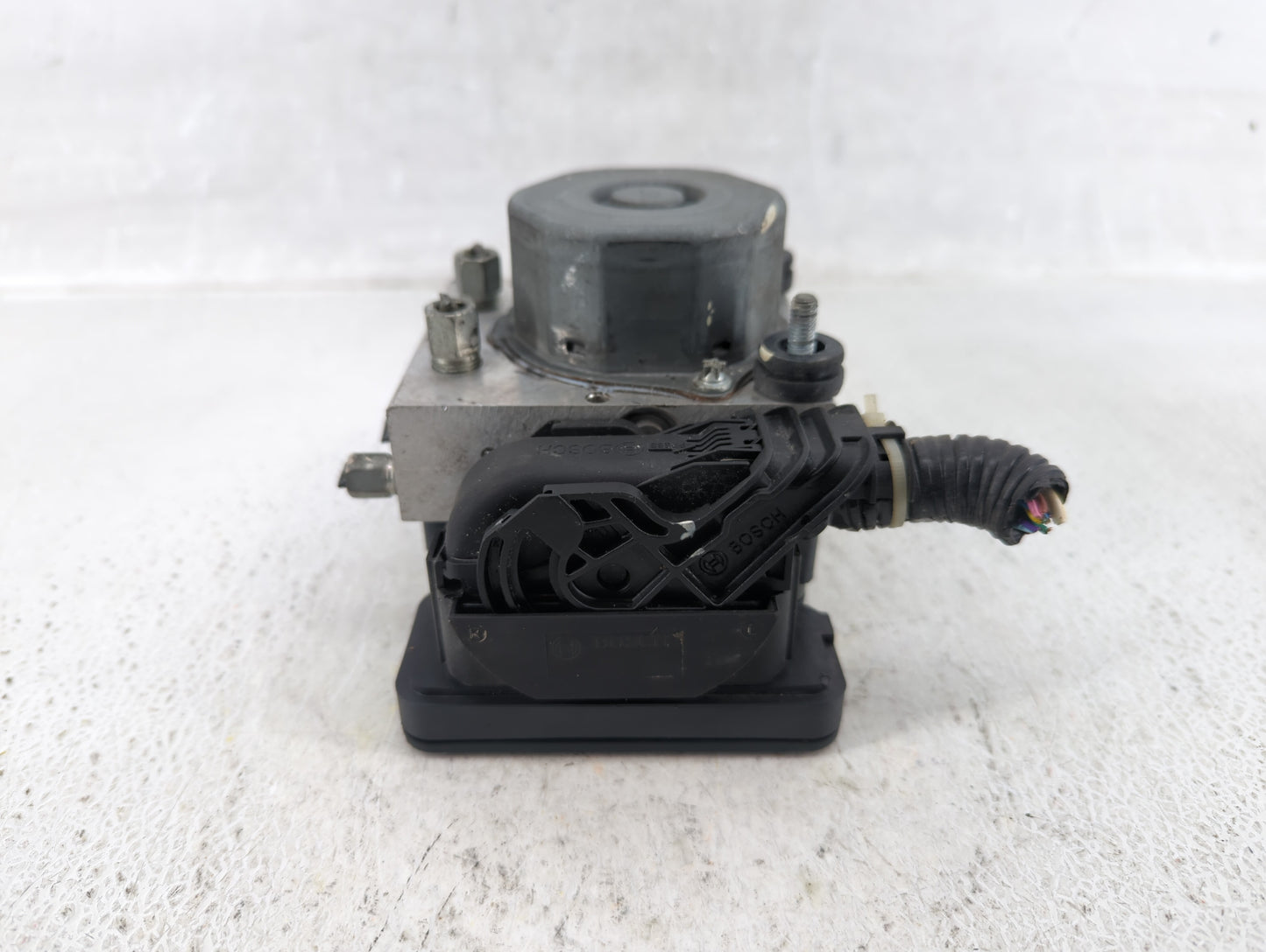 2015-2019 Nissan Versa ABS Pump Control Module Replacement P/N:47660 9KS0A Fits Fits 2015 2016 2017 2018 2019 OEM Used Auto 