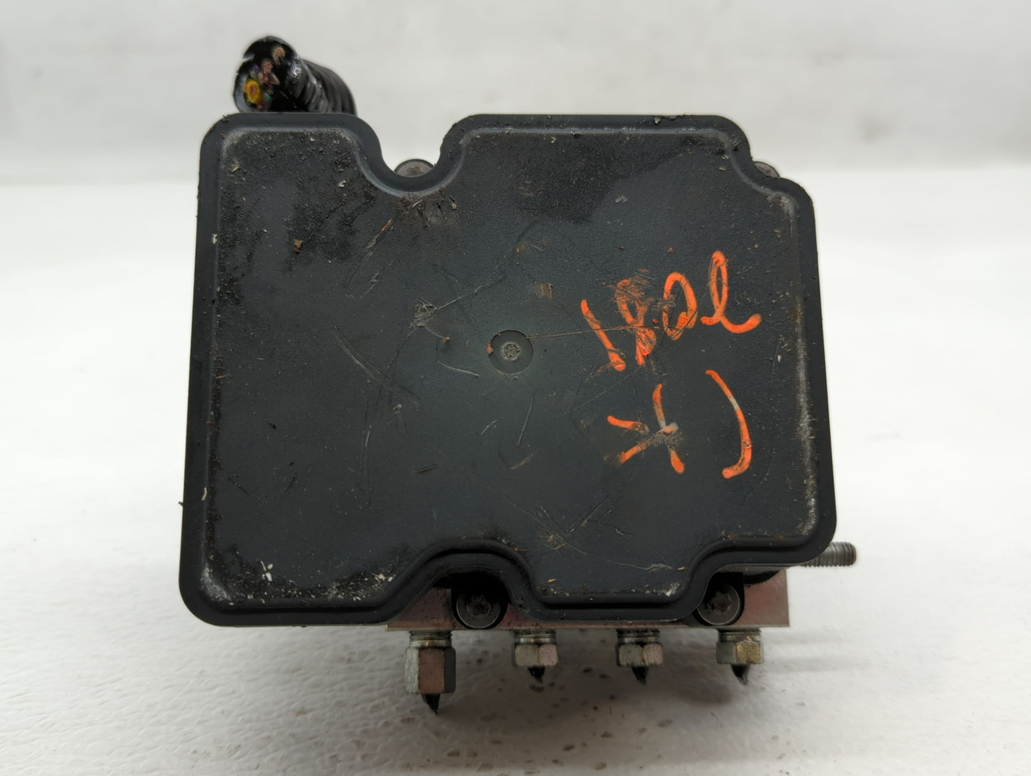 2015-2019 Nissan Versa ABS Pump Control Module Replacement P/N:47660 9KS0A Fits Fits 2015 2016 2017 2018 2019 OEM Used Auto 