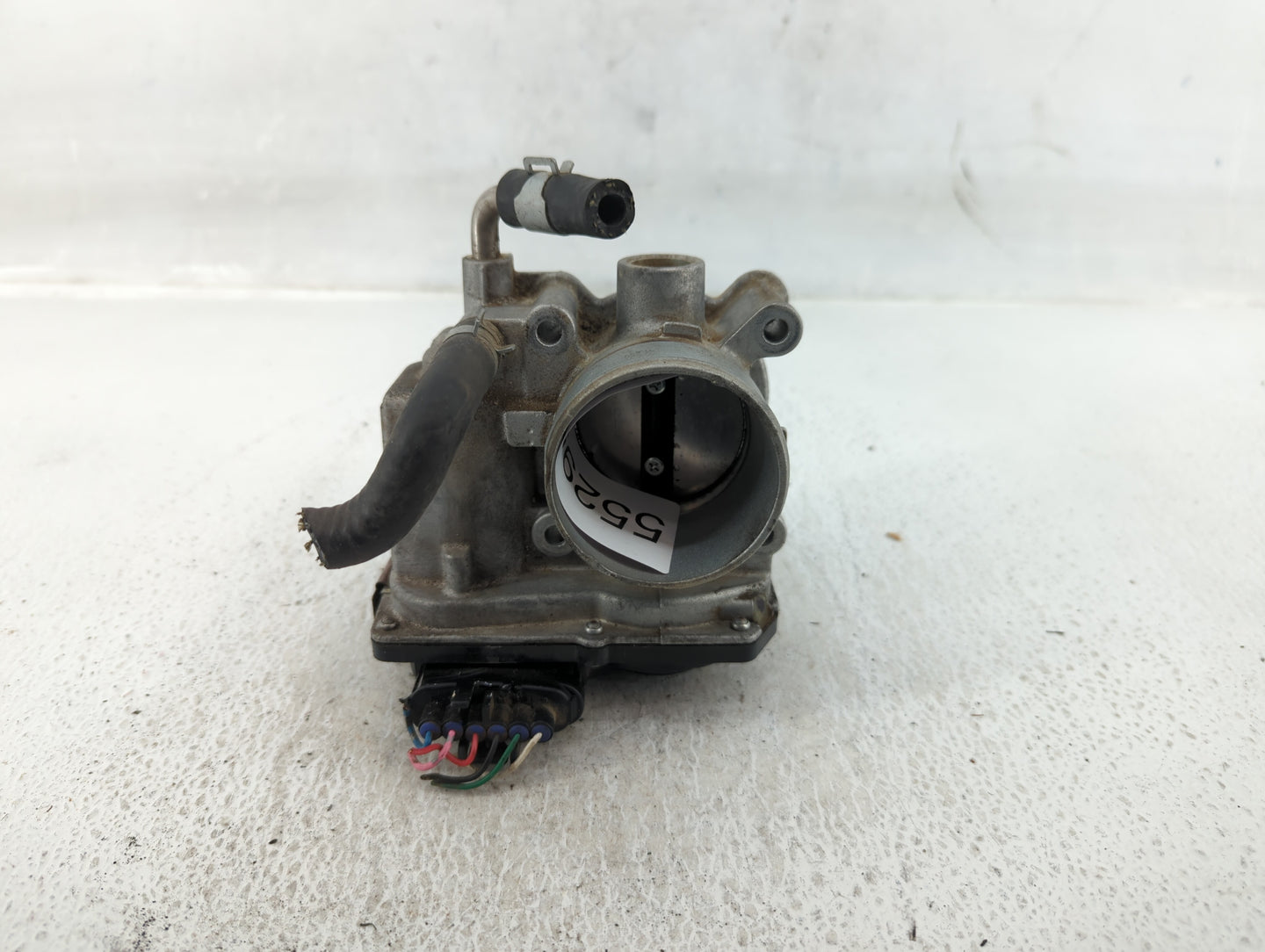 2012-2019 Nissan Versa Throttle Body Fits Fits 2012 2013 2014 2015 2016 2017 2018 2019 OEM Used Auto Parts - Oemusedautopart