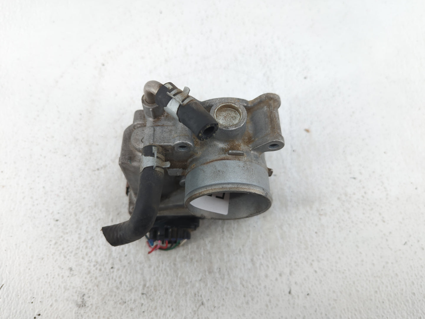 2012-2019 Nissan Versa Throttle Body Fits Fits 2012 2013 2014 2015 2016 2017 2018 2019 OEM Used Auto Parts - Oemusedautopart