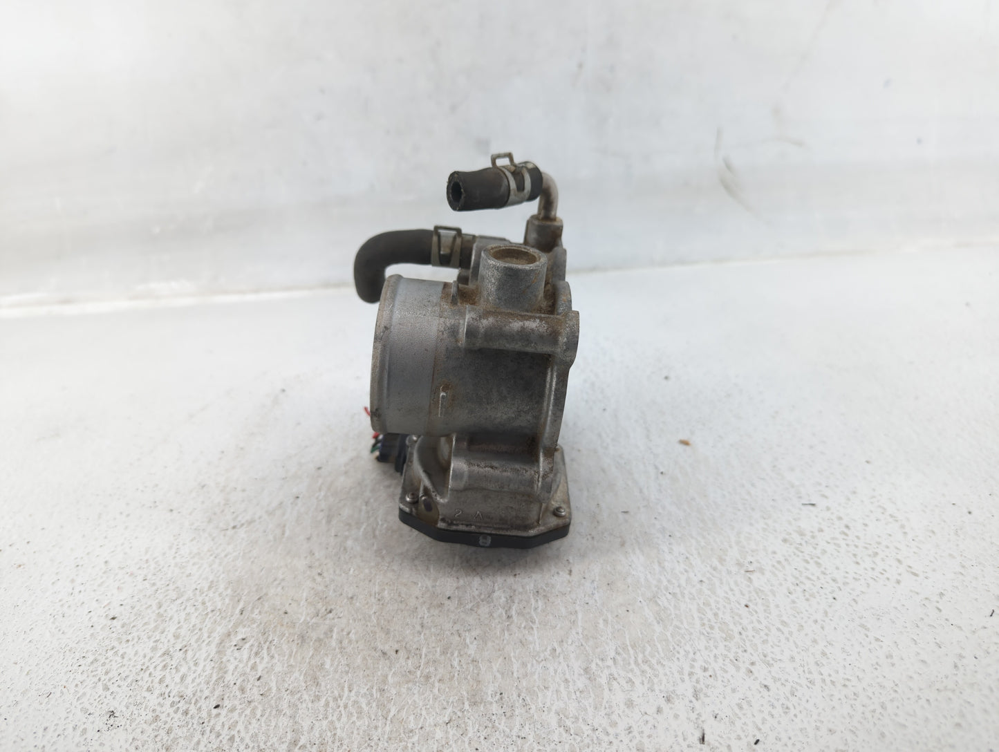 2012-2019 Nissan Versa Throttle Body Fits Fits 2012 2013 2014 2015 2016 2017 2018 2019 OEM Used Auto Parts - Oemusedautopart