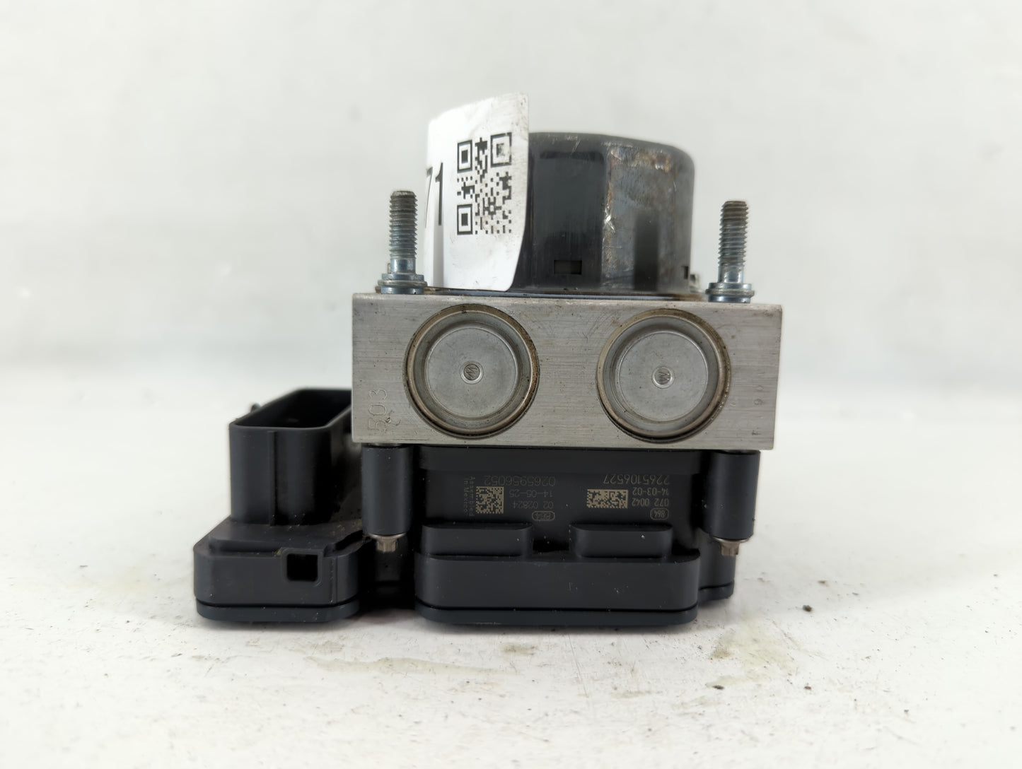 2015-2019 Nissan Versa ABS Pump Control Module Replacement P/N:47660 9KL0A 47660 9KS0A Fits Fits 2015 2016 2017 2018 2019 OE