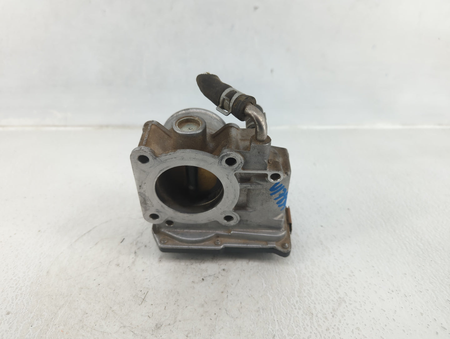 2012-2019 Nissan Versa Throttle Body P/N:3AA50-02 D Fits Fits 2012 2013 2014 2015 2016 2017 2018 2019 OEM Used Auto Parts - 