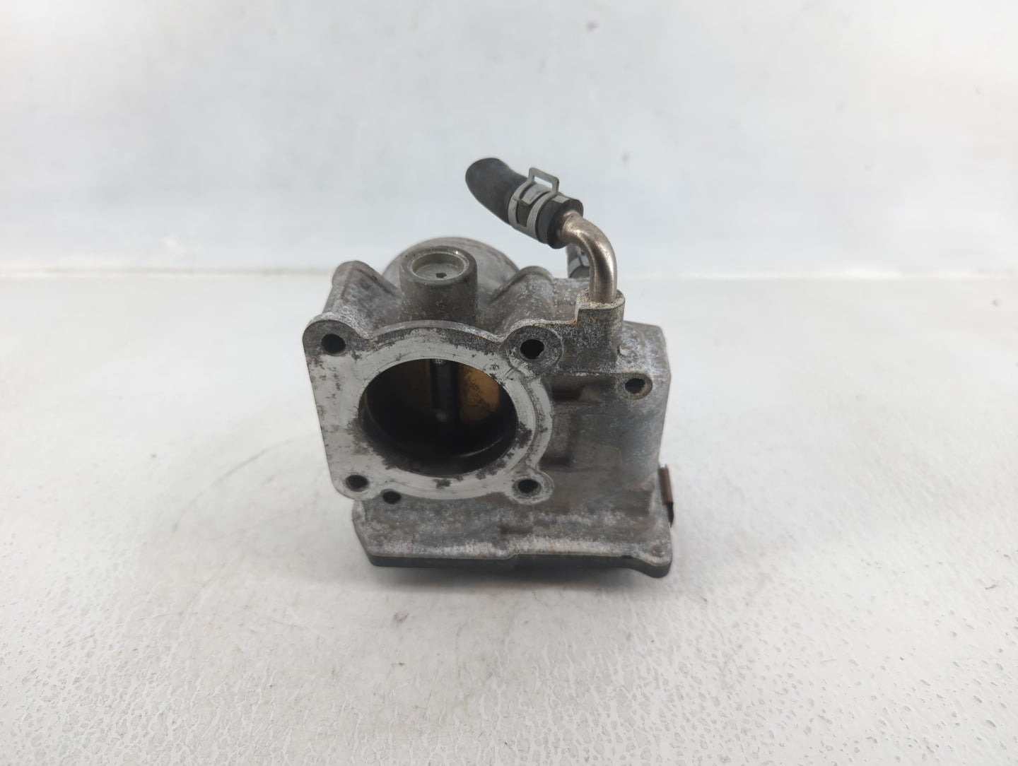 2012-2019 Nissan Versa Throttle Body P/N:3AA50-02 Fits Fits 2012 2013 2014 2015 2016 2017 2018 2019 OEM Used Auto Parts - Oe