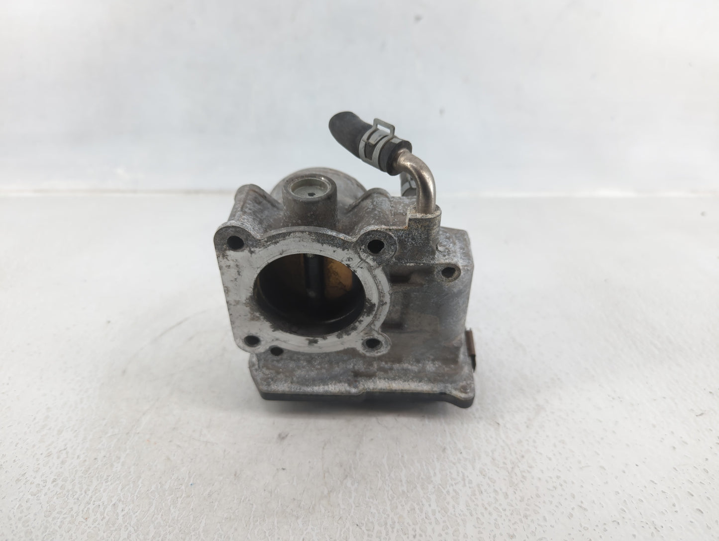 2012-2019 Nissan Versa Throttle Body P/N:3AA50-02 Fits Fits 2012 2013 2014 2015 2016 2017 2018 2019 OEM Used Auto Parts - Oe