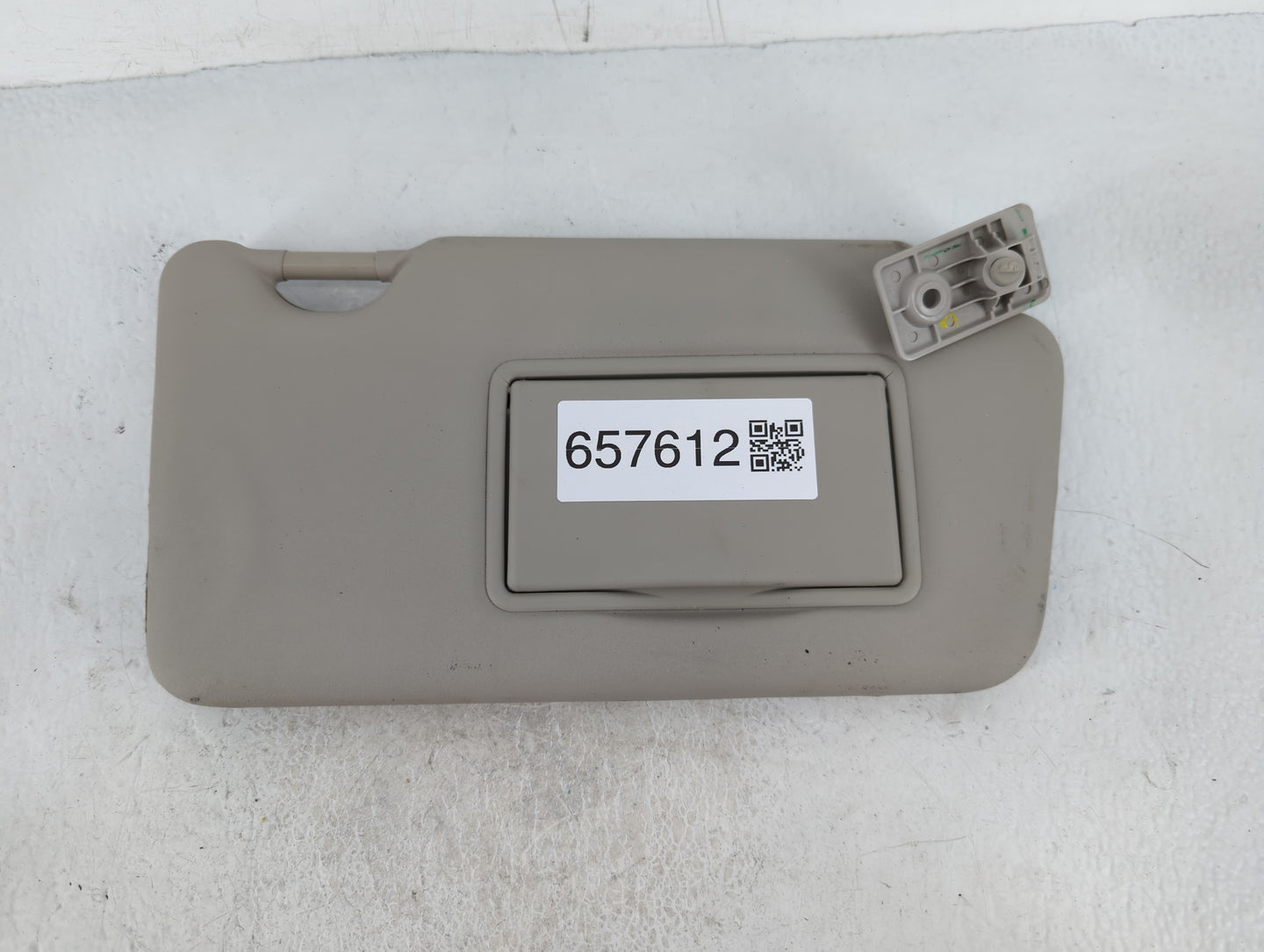 2016-2019 Nissan Versa Sun Visor Shade Replacement Passenger Right Mirror Fits Fits 2015 2016 2017 2018 2019 OEM Used Auto P