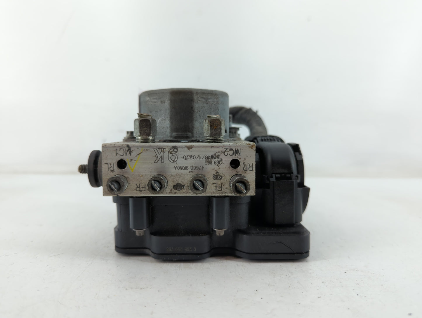 2015-2019 Nissan Versa ABS Pump Control Module Replacement P/N:47660 9KS0A Fits Fits 2015 2016 2017 2018 2019 OEM Used Auto 