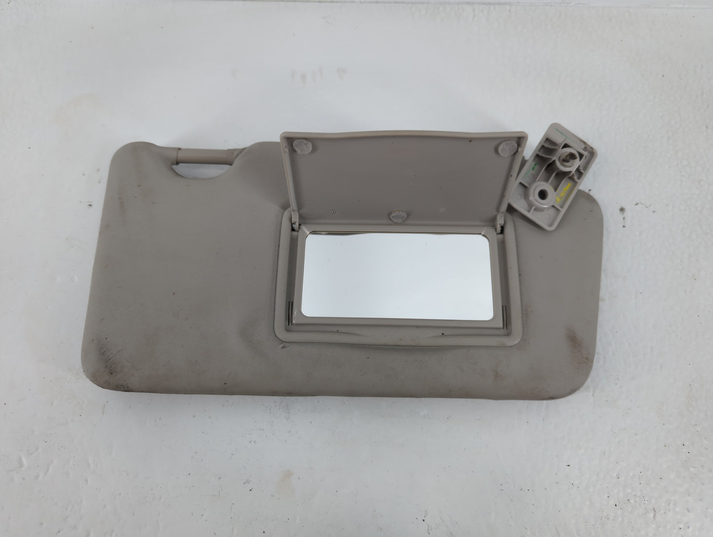 2016-2019 Nissan Versa Sun Visor Shade Replacement Passenger Right Mirror Fits Fits 2015 2016 2017 2018 2019 OEM Used Auto P