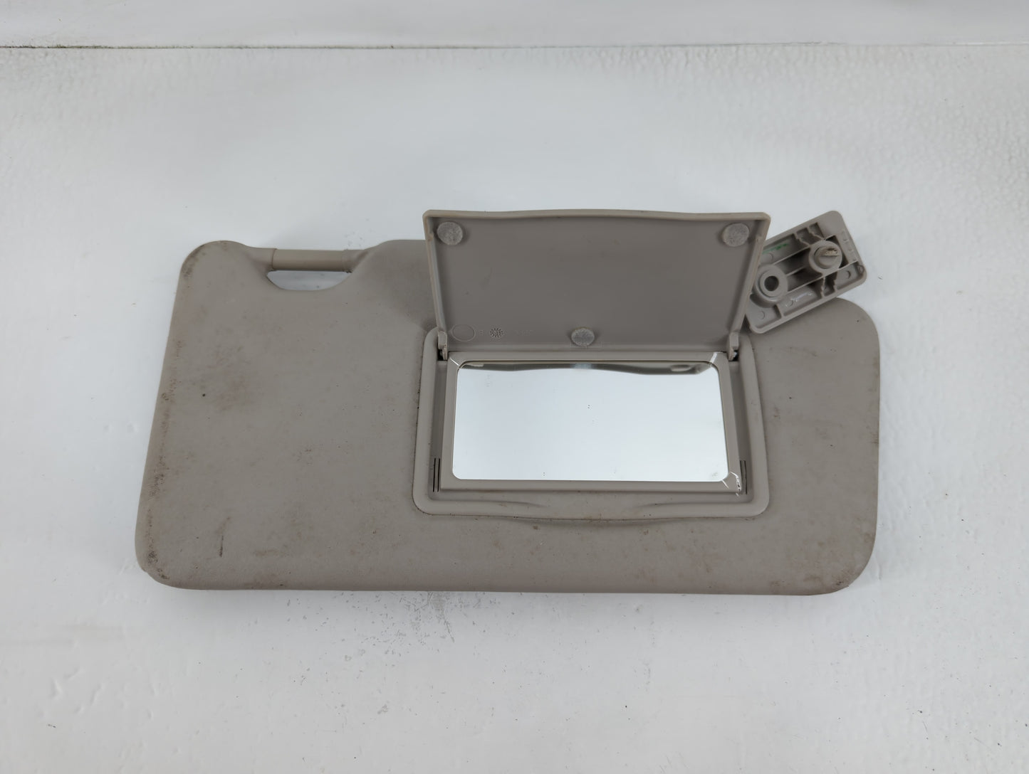2016-2019 Nissan Versa Sun Visor Shade Replacement Passenger Right Mirror Fits Fits 2015 2016 2017 2018 2019 OEM Used Auto P