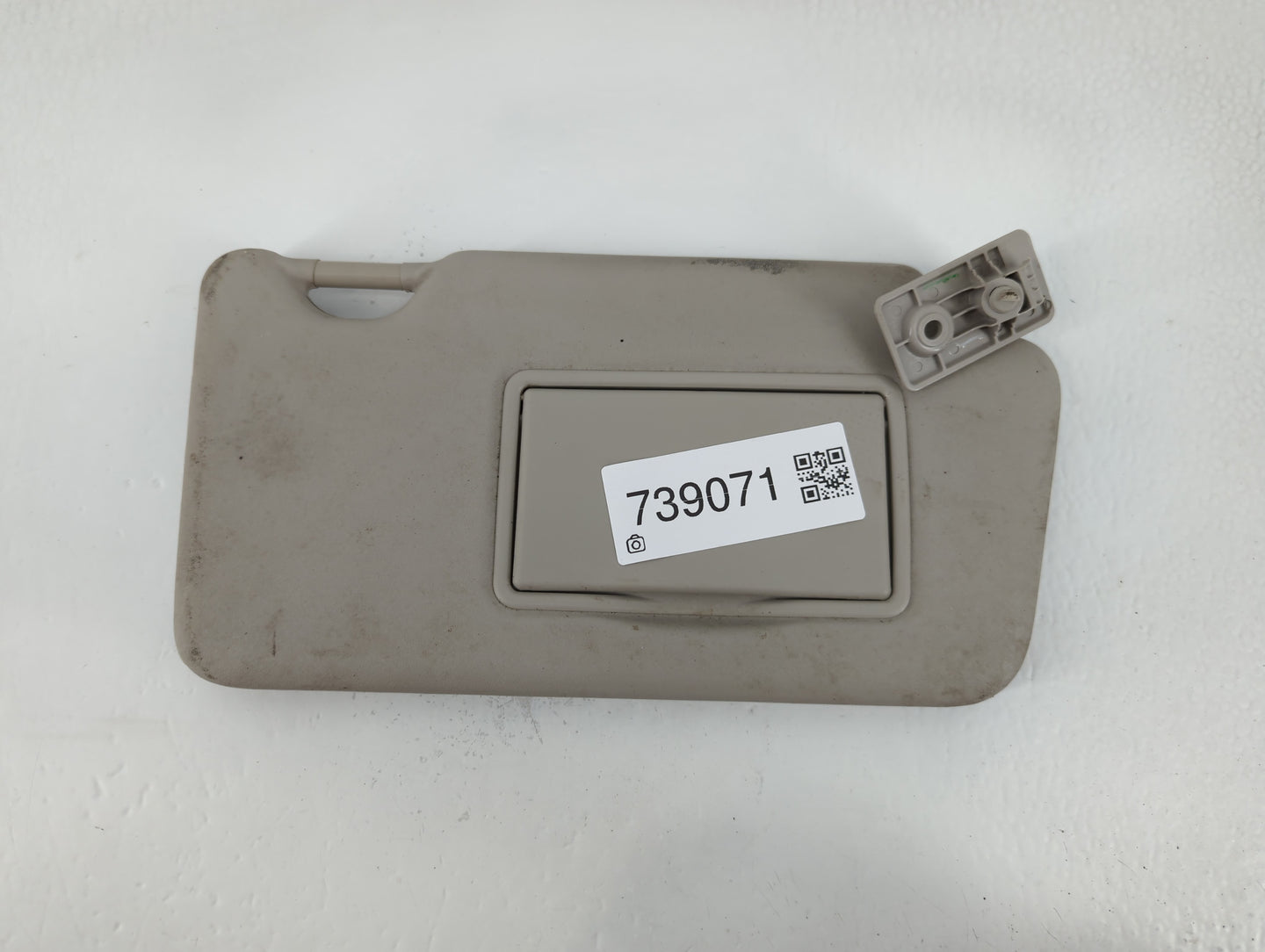 2016-2019 Nissan Versa Sun Visor Shade Replacement Passenger Right Mirror Fits Fits 2015 2016 2017 2018 2019 OEM Used Auto P