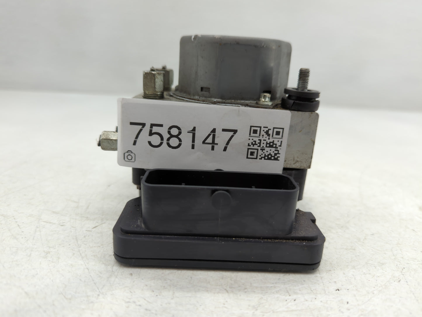 2015-2019 Nissan Versa ABS Pump Control Module Replacement P/N:47660 9KS0A Fits Fits 2015 2016 2017 2018 2019 OEM Used Auto 