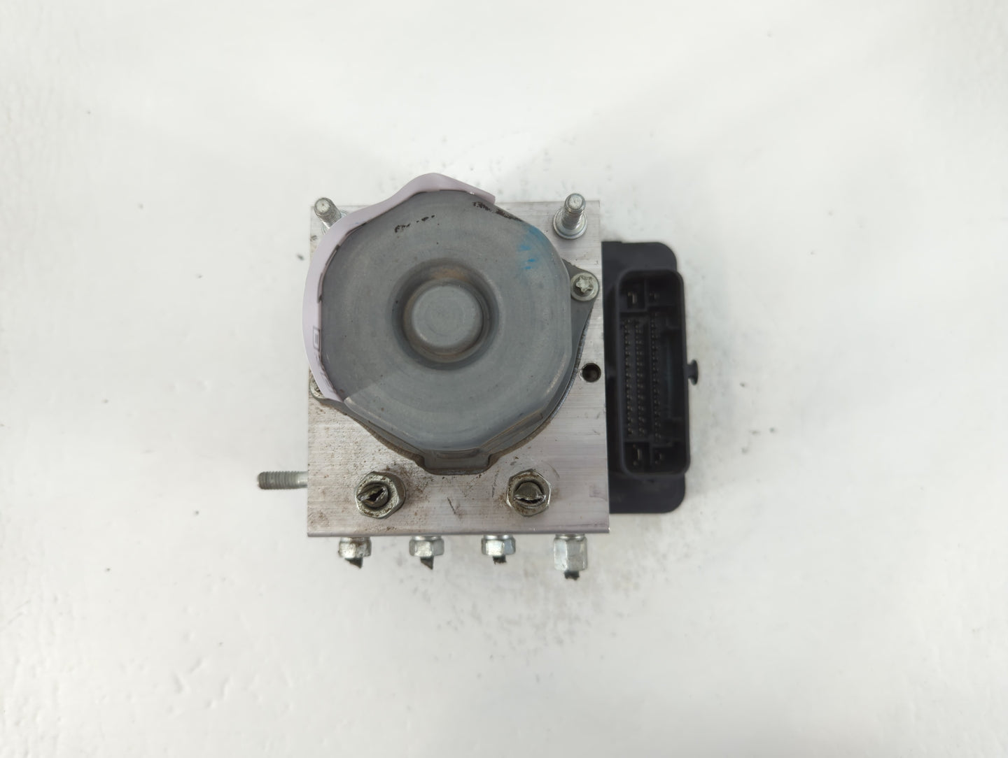 2015-2019 Nissan Versa ABS Pump Control Module Replacement P/N:269 885 47660 9KS0A Fits Fits 2015 2016 2017 2018 2019 OEM Us