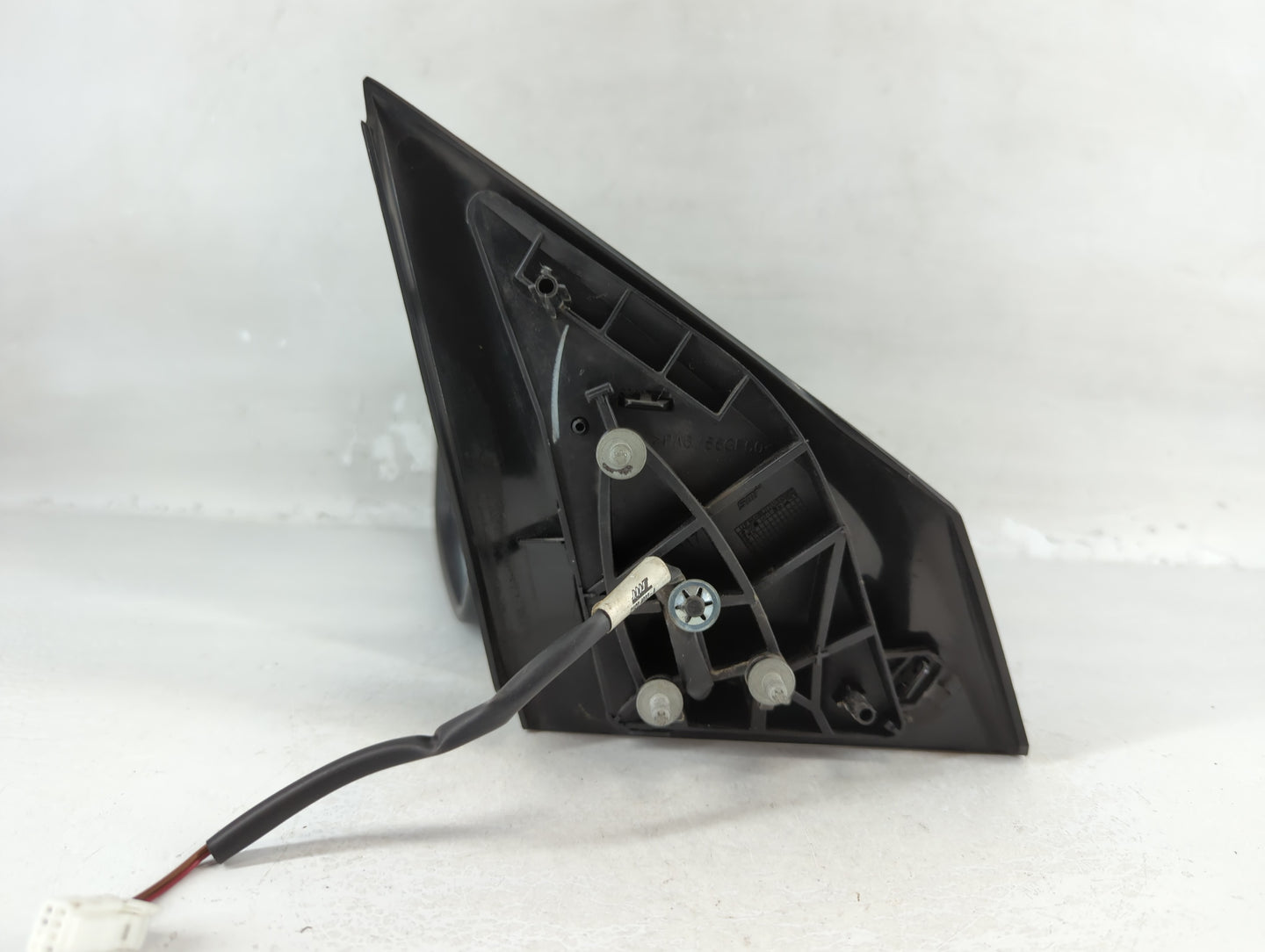 2015-2019 Nissan Versa Driver Side View Mirror - Left Door Mirror OEM Used - Oemusedautoparts1.com