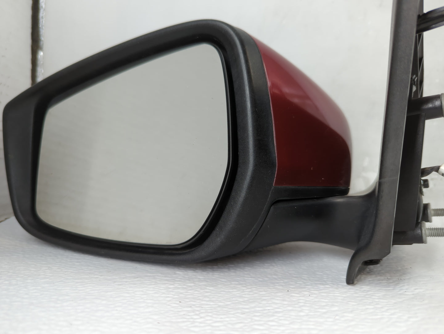 2015-2019 Nissan Versa Driver Side View Mirror - Left Door Mirror OEM Used - Oemusedautoparts1.com