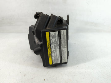 2013-2019 Nissan Versa Fusebox Fuse Box Panel Relay Module P/N:284B8 1HA0B Fits Fits 2013 2014 2015 2016 2017 2018 2019 OEM 