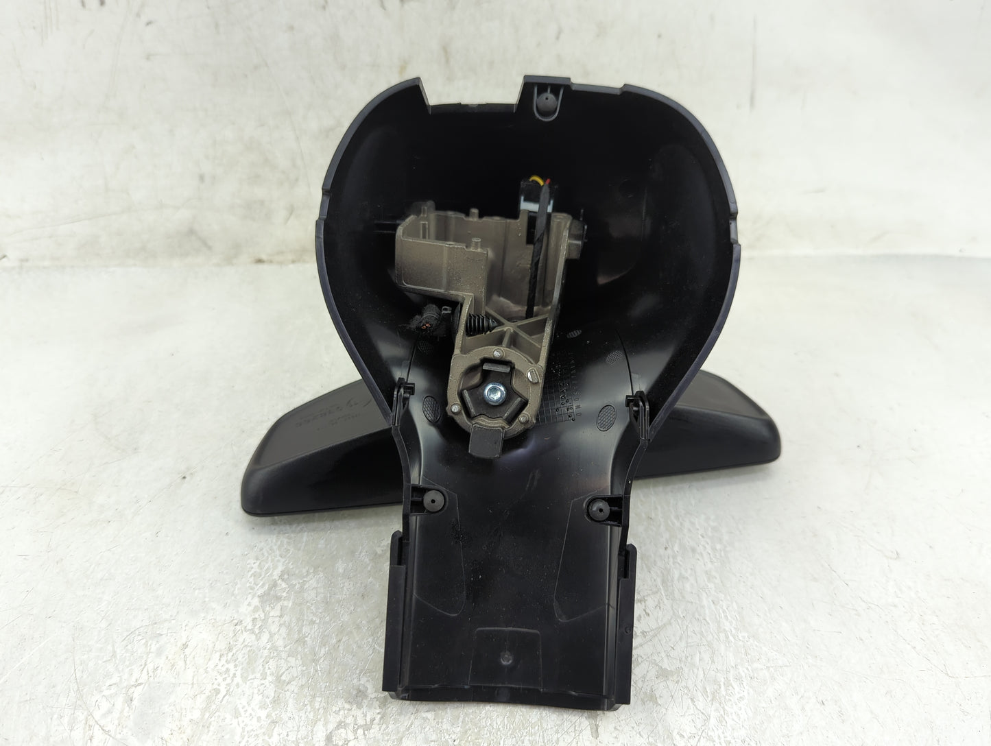 2018-2020 Ram 1500 Interior Rear View Mirror Replacement OEM P/N:E11038266 Fits Fits 2018 2019 2020 OEM Used Auto Parts - Oe