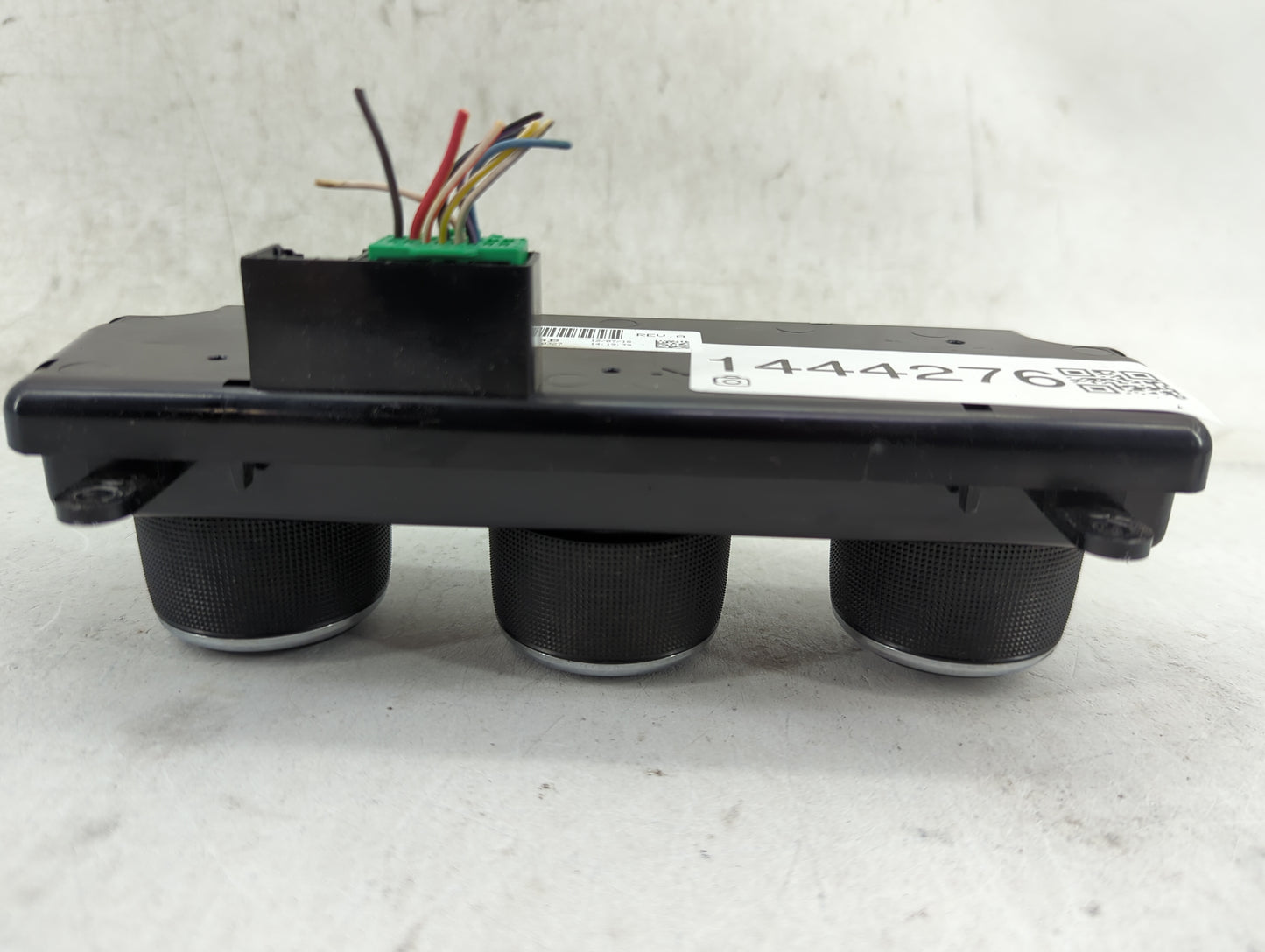 2019 Ram 1500 Climate Control Module Temperature AC/Heater Replacement P/N:P6RK10DX9AB Fits Fits 2020 2021 OEM Used Auto Par