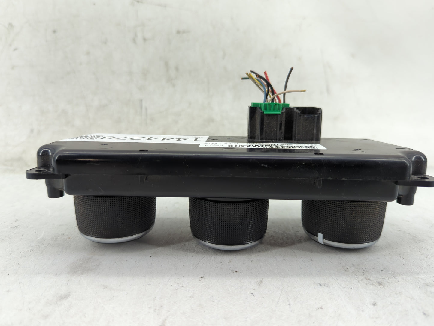 2019 Ram 1500 Climate Control Module Temperature AC/Heater Replacement P/N:P6RK10DX9AB Fits Fits 2020 2021 OEM Used Auto Par