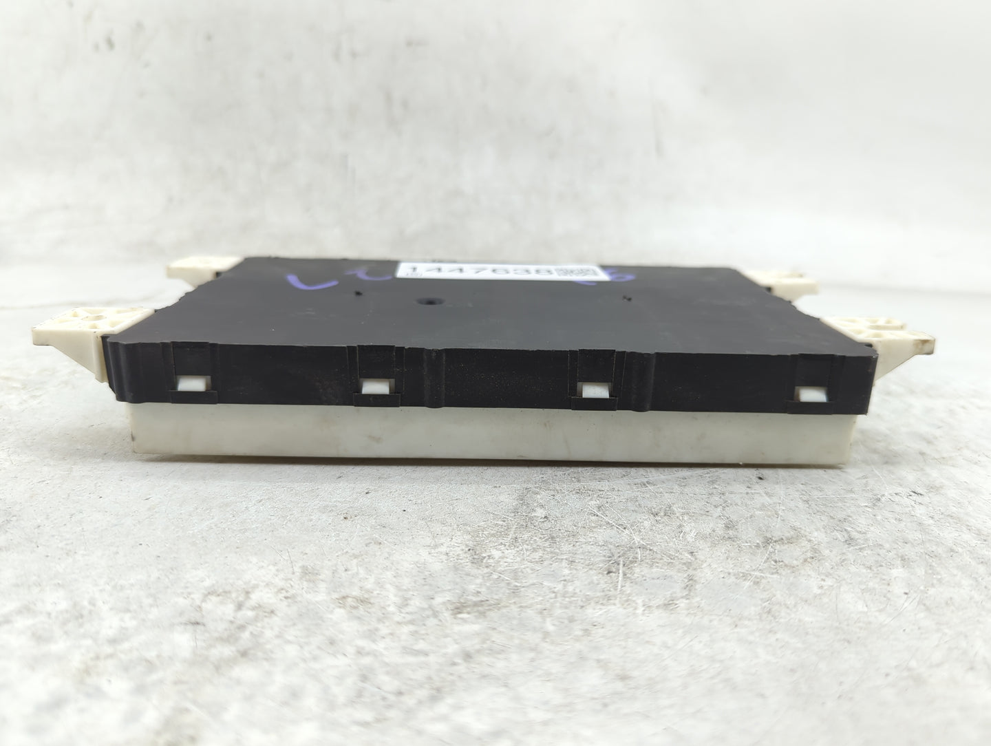 2017-2020 Ram 1500 Body Control Module Bcm Inner Cabin Fuse Box - Oemusedautoparts1.com