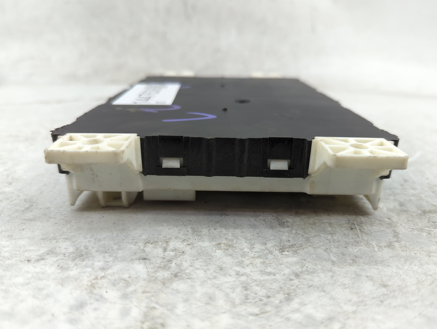 2017-2020 Ram 1500 Body Control Module Bcm Inner Cabin Fuse Box - Oemusedautoparts1.com